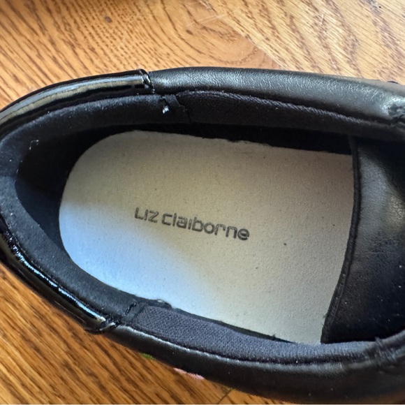 Liz Claiborne Black Wheeler Floral Embroidered Sneakers Size 5.5 - Picture 5 of 8